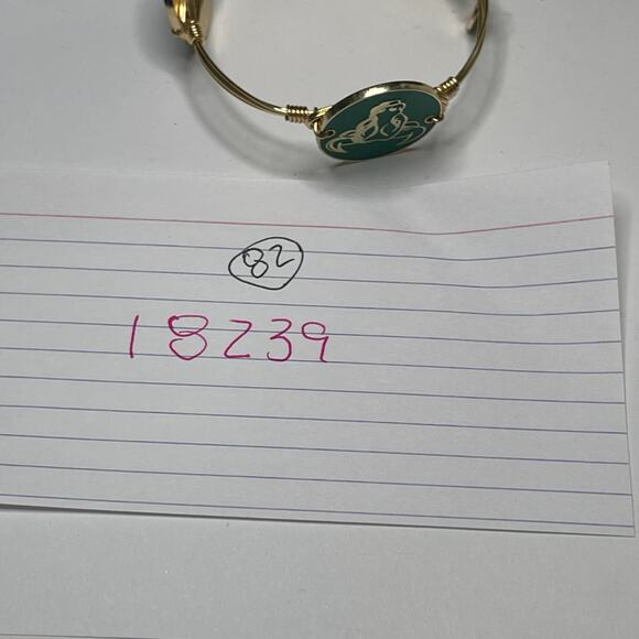BOURBON & BOWETIES gold tone bracelet bangle THE BULL green enameled disks jewel - Picture 8 of 8